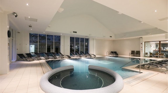 Muthu Clumber Park Hotel & Spa Whirlpool and Swimming Pool