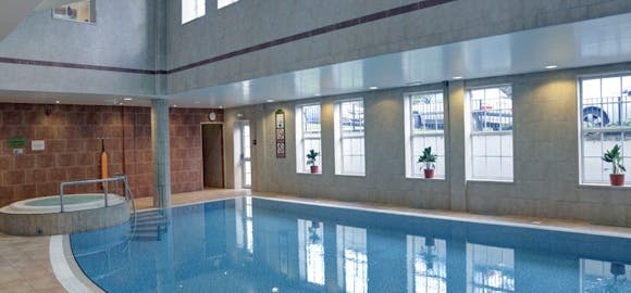 Best Western Premier Yew Lodge Hotel Swimming Pool